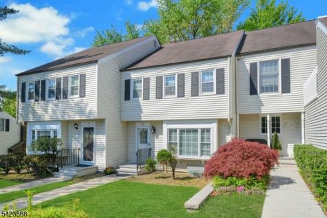 8 Pembroke Drive Mendham NJ 07945