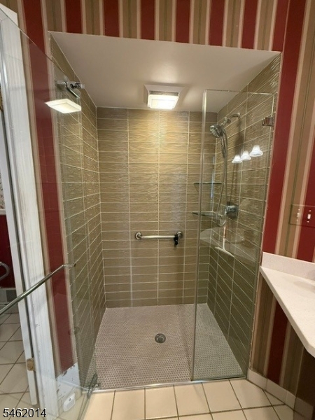 6 Palmer Court Florham Park NJ 07932
