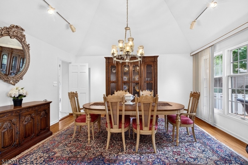 6 Palmer Court Florham Park NJ 07932