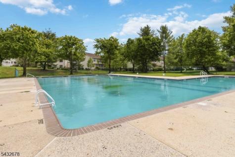 34 Alexandria Way Bernards NJ 07920