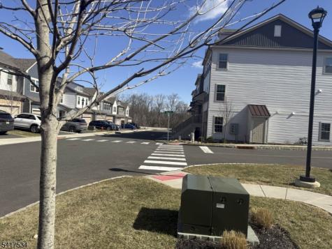 8 Aster Boulevard Warren NJ 07059