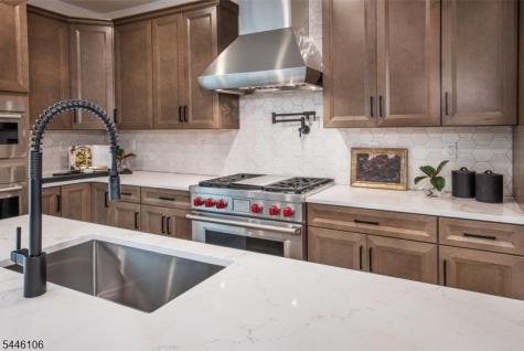 5 Voorhees Court Far Hills NJ 07931