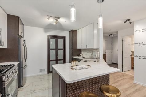 172 Potomac Drive Bernards NJ 07920