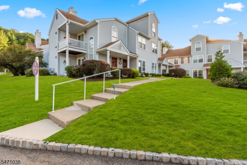 125 Harvest Lane Lincoln Park NJ 07035