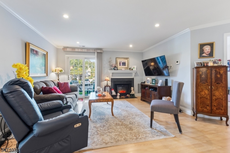 125 Harvest Lane Lincoln Park NJ 07035