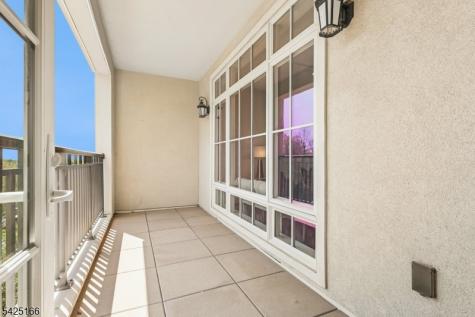 211 Metzger Drive West Orange NJ 07052