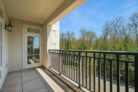 211 Metzger Drive West Orange NJ 07052
