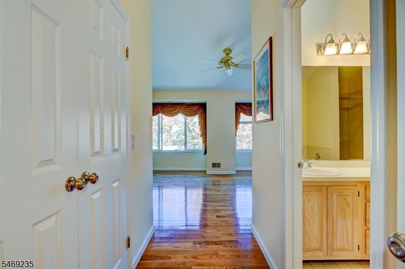 11 Cain Court Montville NJ 07045