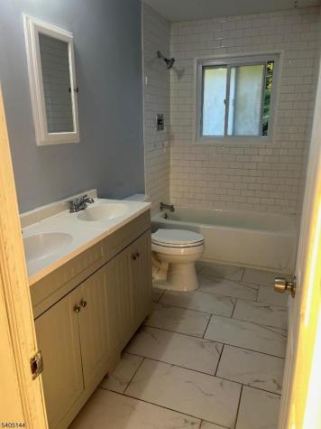 312 C Lake Shore South O2 Montague NJ 07827