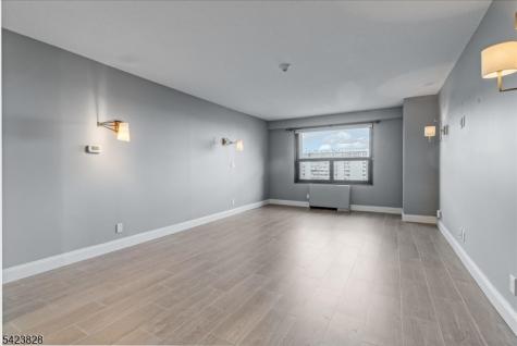 2 Claridge Drive Verona NJ 07044