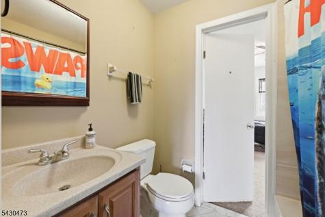 91 Nottingham Square Washington NJ 07853