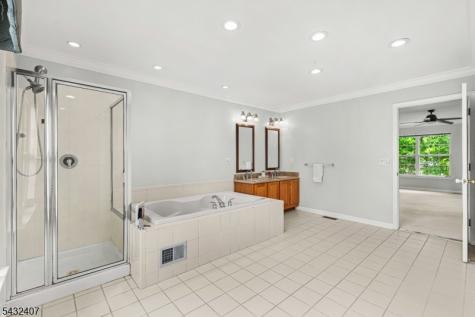 33 E Burgess Drive Piscataway NJ 08854