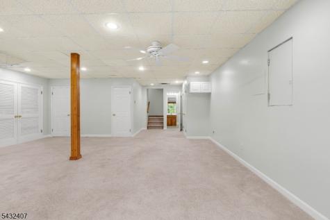 33 E Burgess Drive Piscataway NJ 08854