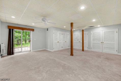 33 E Burgess Drive Piscataway NJ 08854