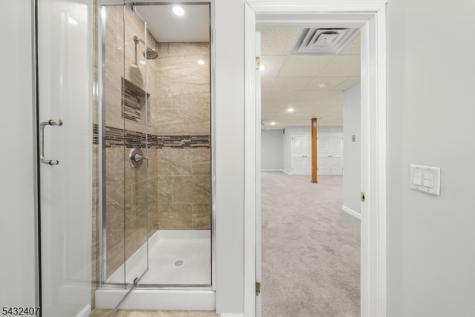 33 E Burgess Drive Piscataway NJ 08854