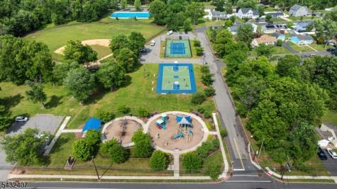33 E Burgess Drive Piscataway NJ 08854