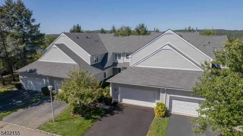 27 Cobblestone Terrace Montville NJ 07045