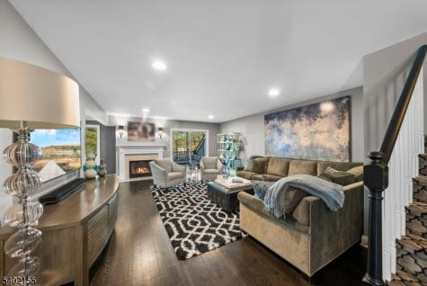 27 Cobblestone Terrace Montville NJ 07045
