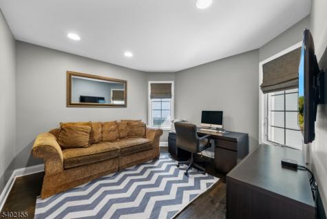 27 Cobblestone Terrace Montville NJ 07045
