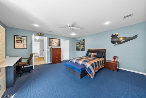 27 Cobblestone Terrace Montville NJ 07045