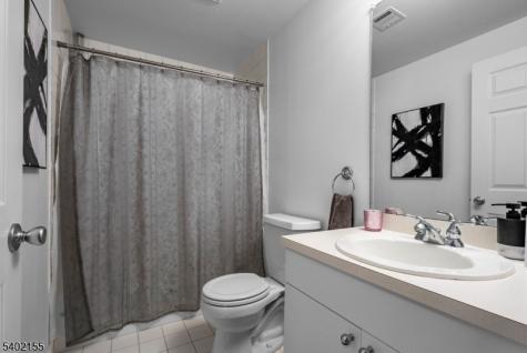 27 Cobblestone Terrace Montville NJ 07045