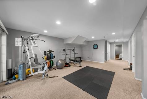 27 Cobblestone Terrace Montville NJ 07045