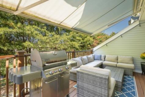 27 Cobblestone Terrace Montville NJ 07045