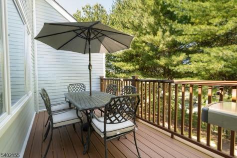 27 Cobblestone Terrace Montville NJ 07045