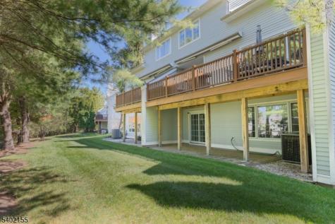 27 Cobblestone Terrace Montville NJ 07045
