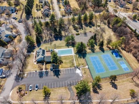 27 Cobblestone Terrace Montville NJ 07045