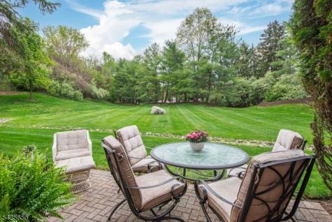 33 Waterford Drive Montville NJ 07045