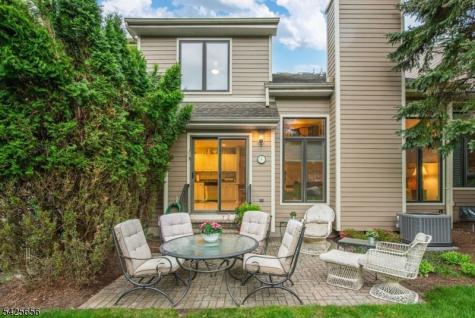33 Waterford Drive Montville NJ 07045