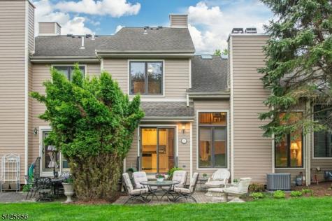 33 Waterford Drive Montville NJ 07045