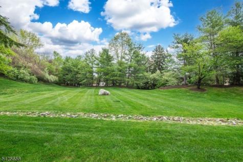 33 Waterford Drive Montville NJ 07045