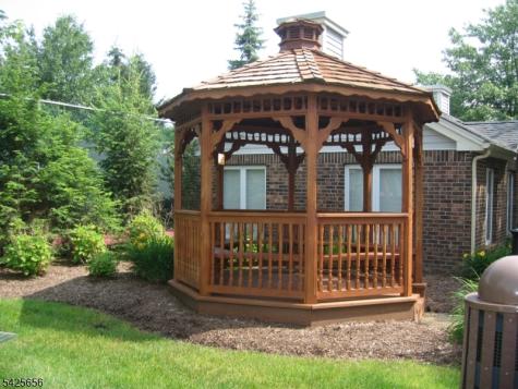 33 Waterford Drive Montville NJ 07045