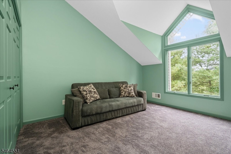 26 Red Oak Terrace Jefferson NJ 07438