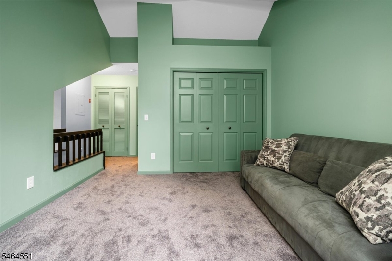 26 Red Oak Terrace Jefferson NJ 07438