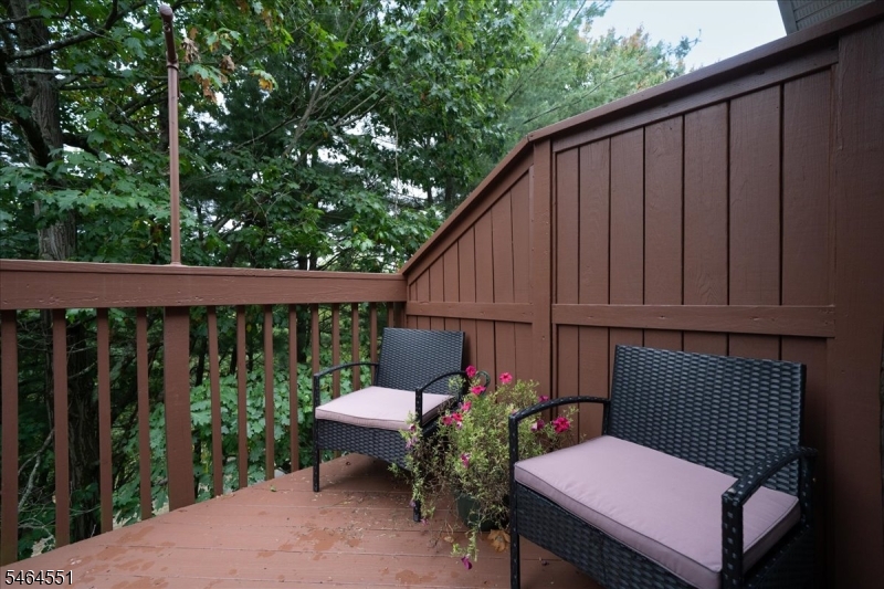 26 Red Oak Terrace Jefferson NJ 07438