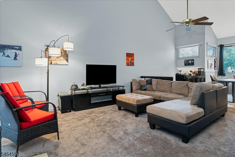 26 Red Oak Terrace Jefferson NJ 07438