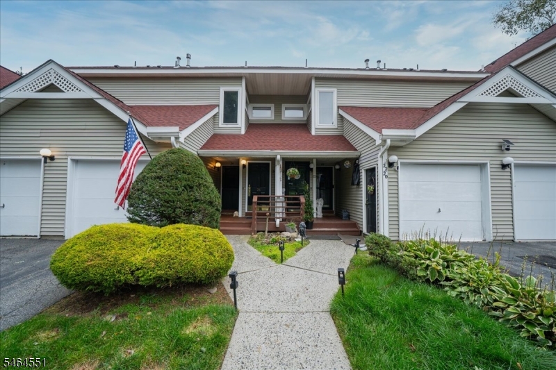 26 Red Oak Terrace Jefferson NJ 07438