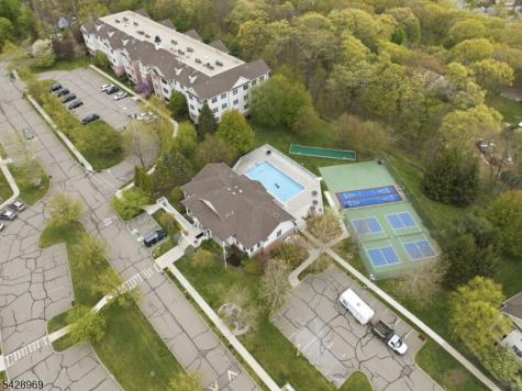 79 Ridgeview Lane Mount Arlington NJ 07856