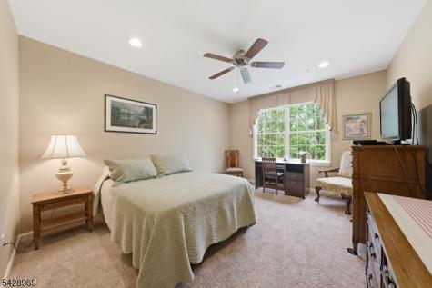 79 Ridgeview Lane Mount Arlington NJ 07856