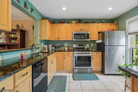 129 Woodward Lane Bernards NJ 07920