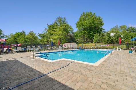 129 Woodward Lane Bernards NJ 07920