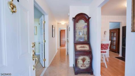 254 Nuthatch Court Readington NJ 08887