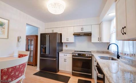 254 Nuthatch Court Readington NJ 08887