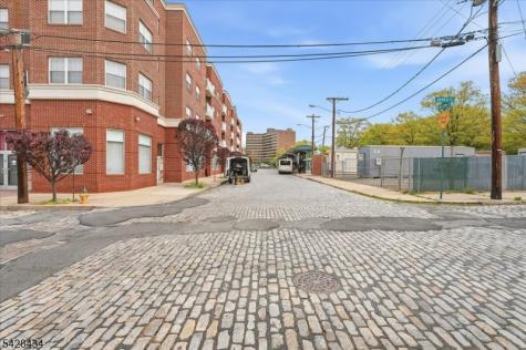 902 N 5th Street Newark NJ 07107