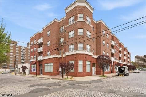 902 N 5th Street Newark NJ 07107