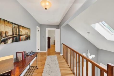 147 Picadilly Place Franklin NJ 08873