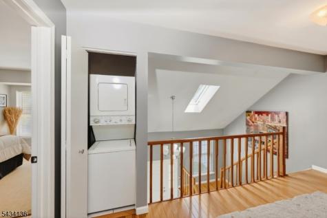 147 Picadilly Place Franklin NJ 08873